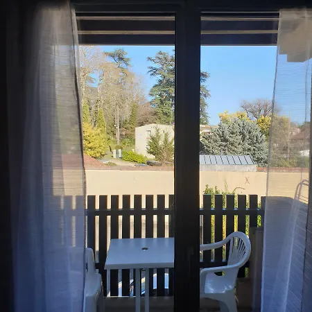 Studio Barbotan דירה *